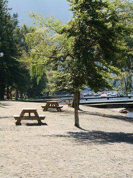 Cabins And Campground At Cultus Lake Park Hotel ชิลลิแวค ภายนอก รูปภาพ
